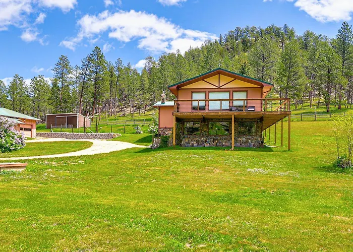 Wyoming Nature Retreat: 19 Mi To Devils Tower Holiday home Moorcroft