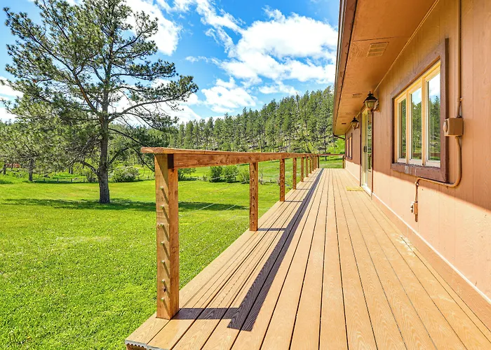 Wyoming Nature Retreat: 19 Mi To Devils Tower