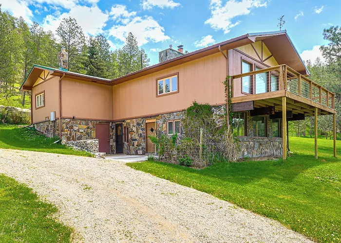 Wyoming Nature Retreat: 19 Mi To Devils Tower Holiday home Moorcroft