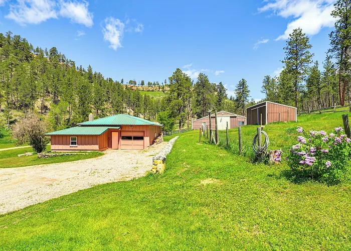 Holiday home Wyoming Nature Retreat: 19 Mi To Devils Tower Moorcroft